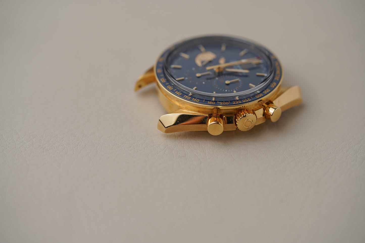 Omega Speedmaster Apollo XVII 45th Anniversary 311.63.42.30.03.001