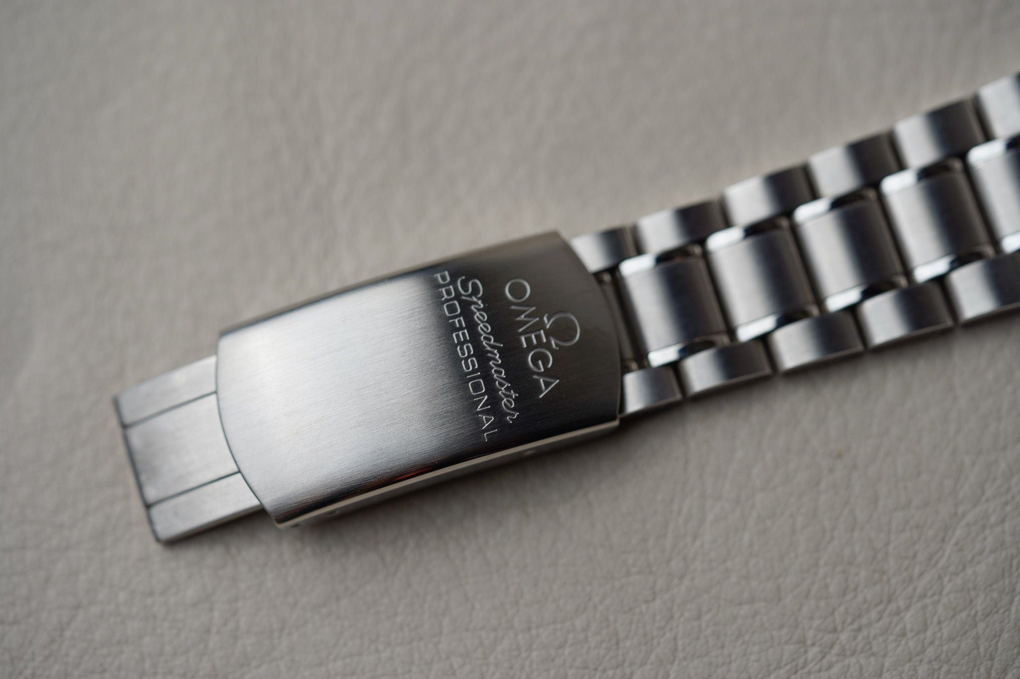 Omega Speedmaster Broad Arrow 3594.50