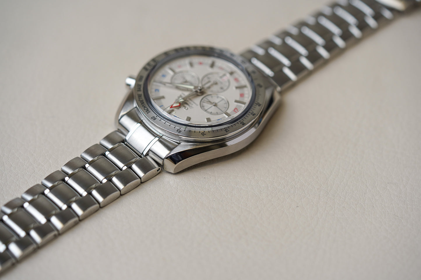 Omega Speedmaster Broad Arrow GMT 3581.30