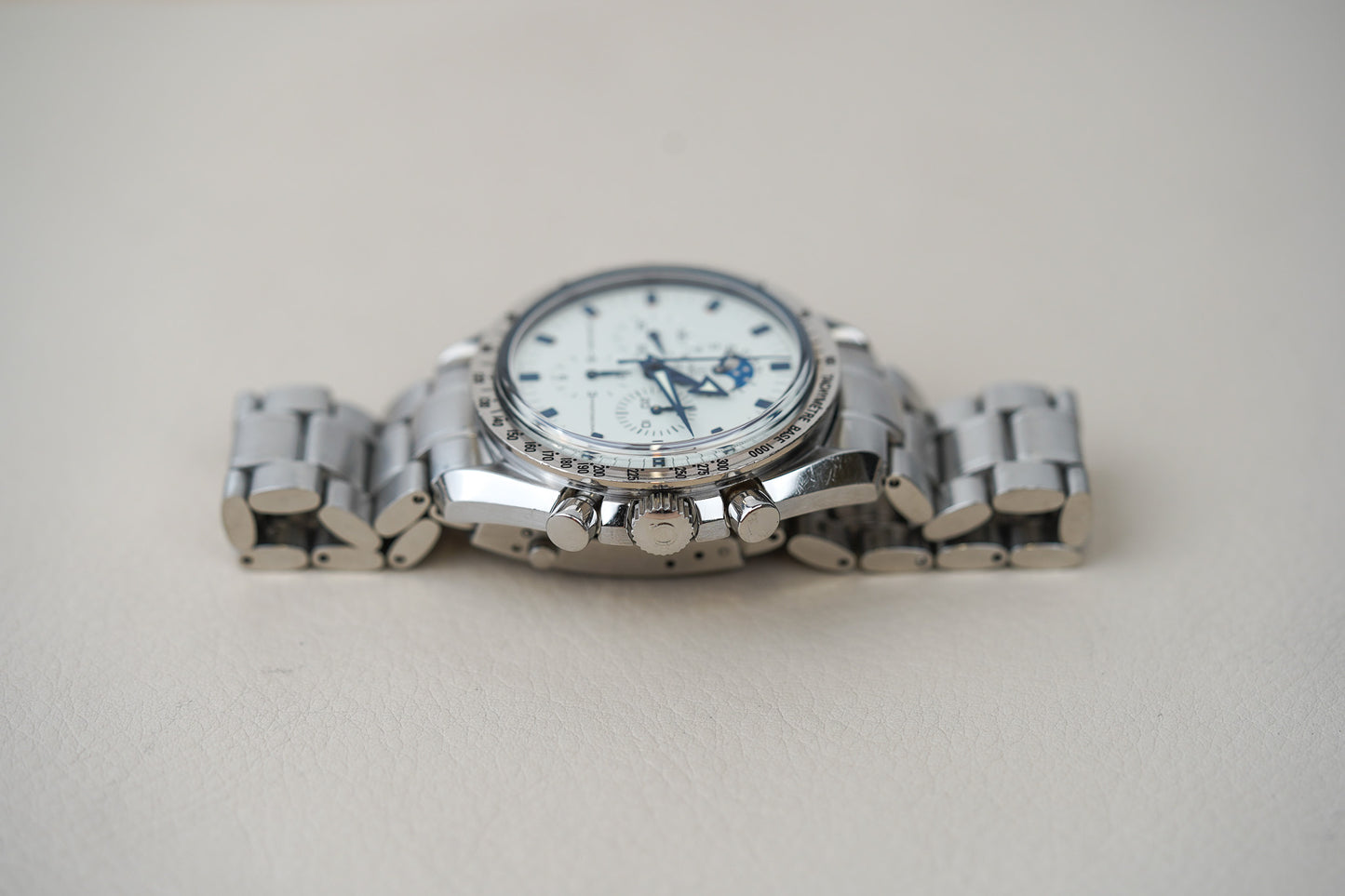 Omega Speedmaster Broad Arrow White Dial 'Moonphase' 3575.20