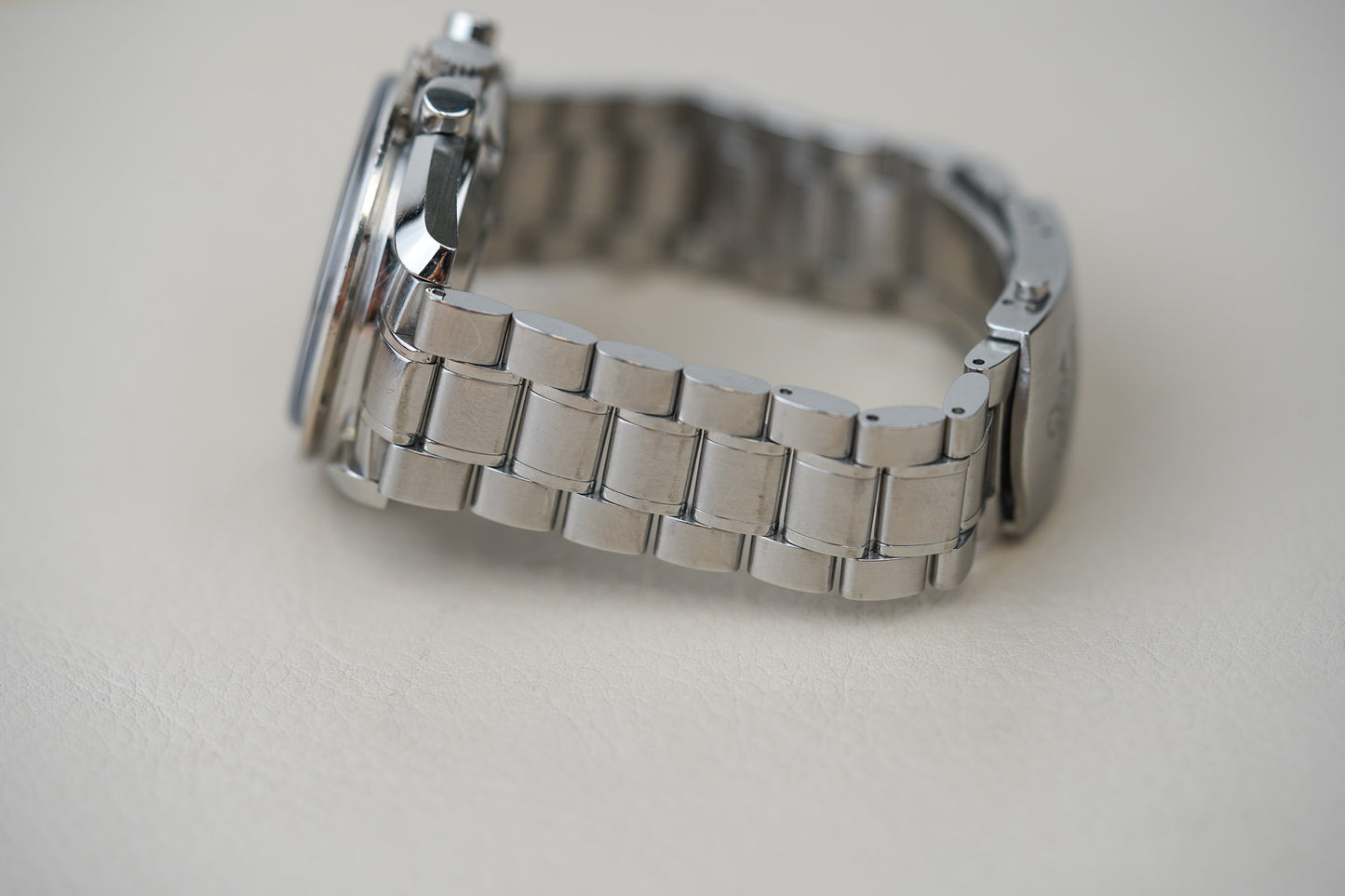 Omega Speedmaster Broad Arrow White Dial 'Moonphase' 3575.20