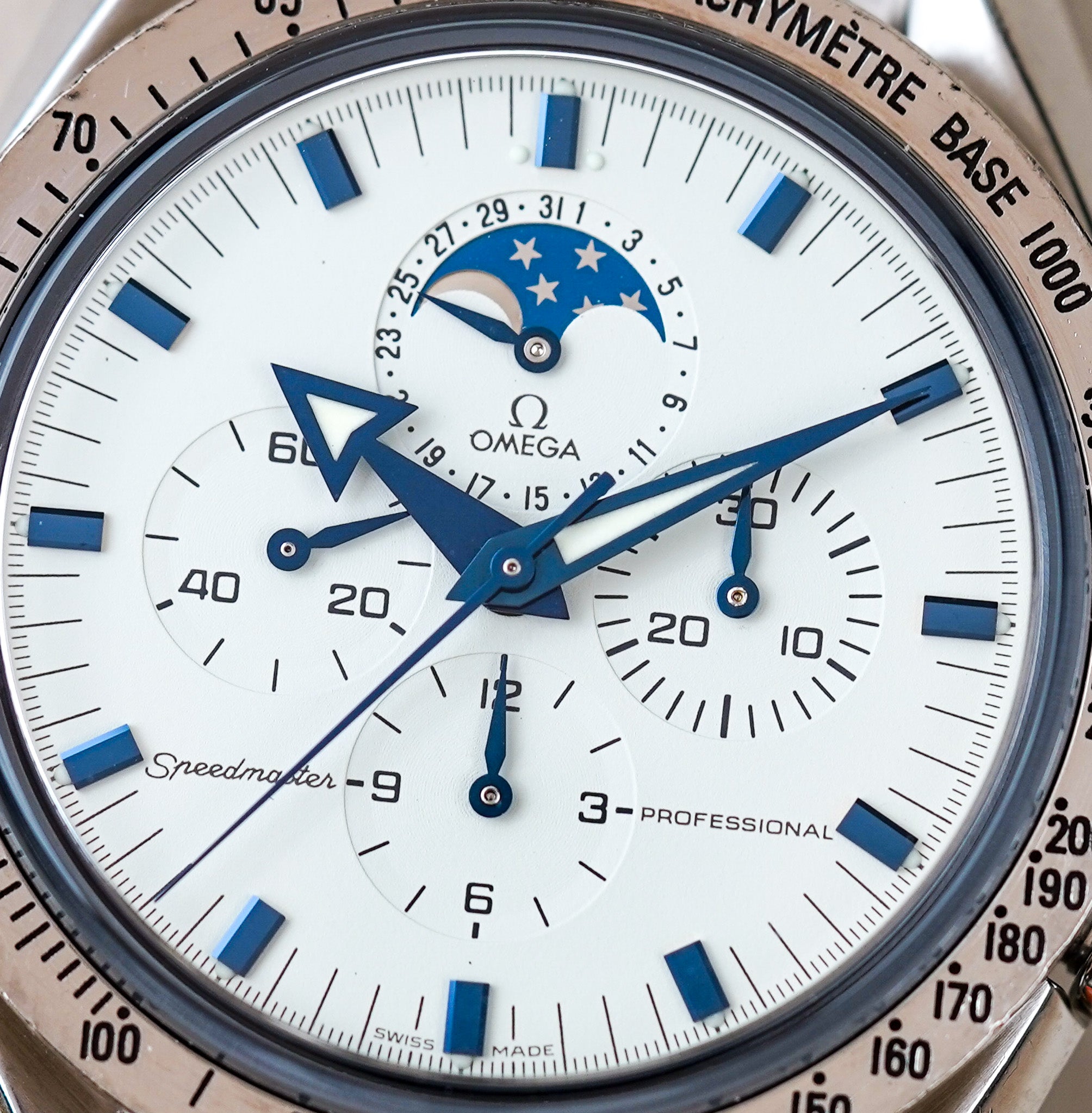 Omega Speedmaster Broad Arrow White Dial 'Moonphase' 3575.20