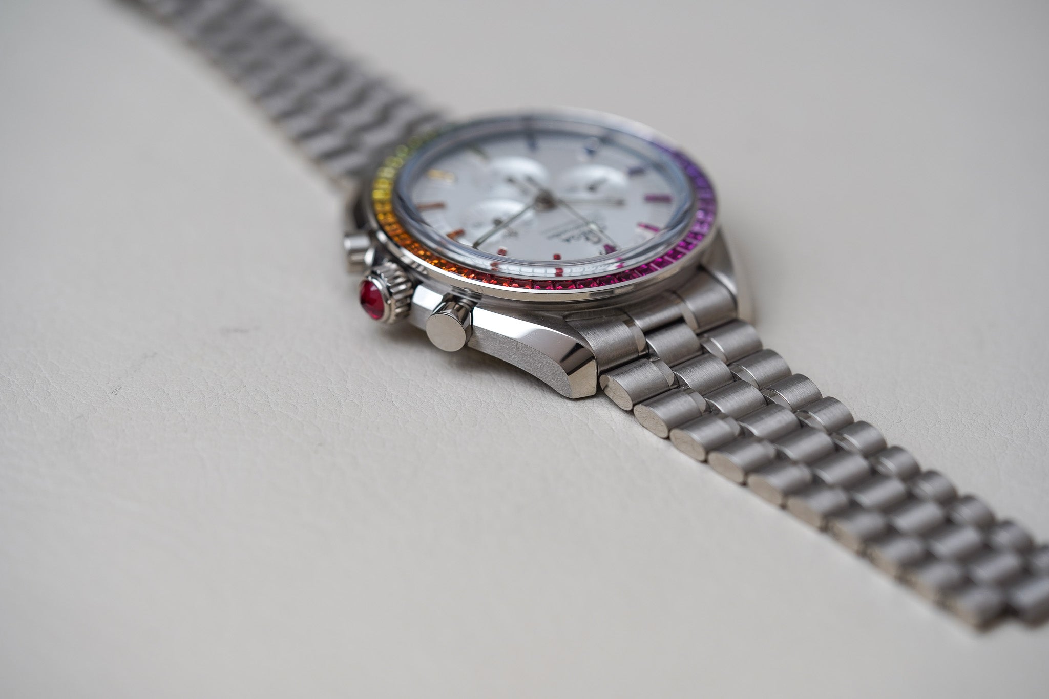 Omega Speedmaster Canopus Gold Rainbow 310.55.42.50.52.002