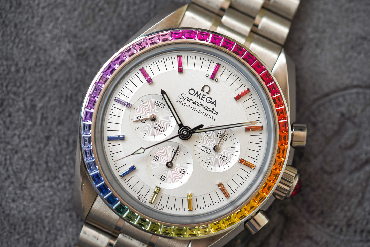 Omega Speedmaster Canopus Gold Rainbow 310.55.42.50.52.002