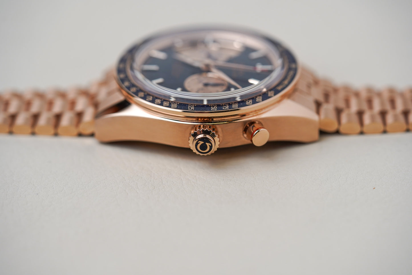 Omega Speedmaster Chrono Chime 18K Sedna Gold 522.50.45.52.03.001