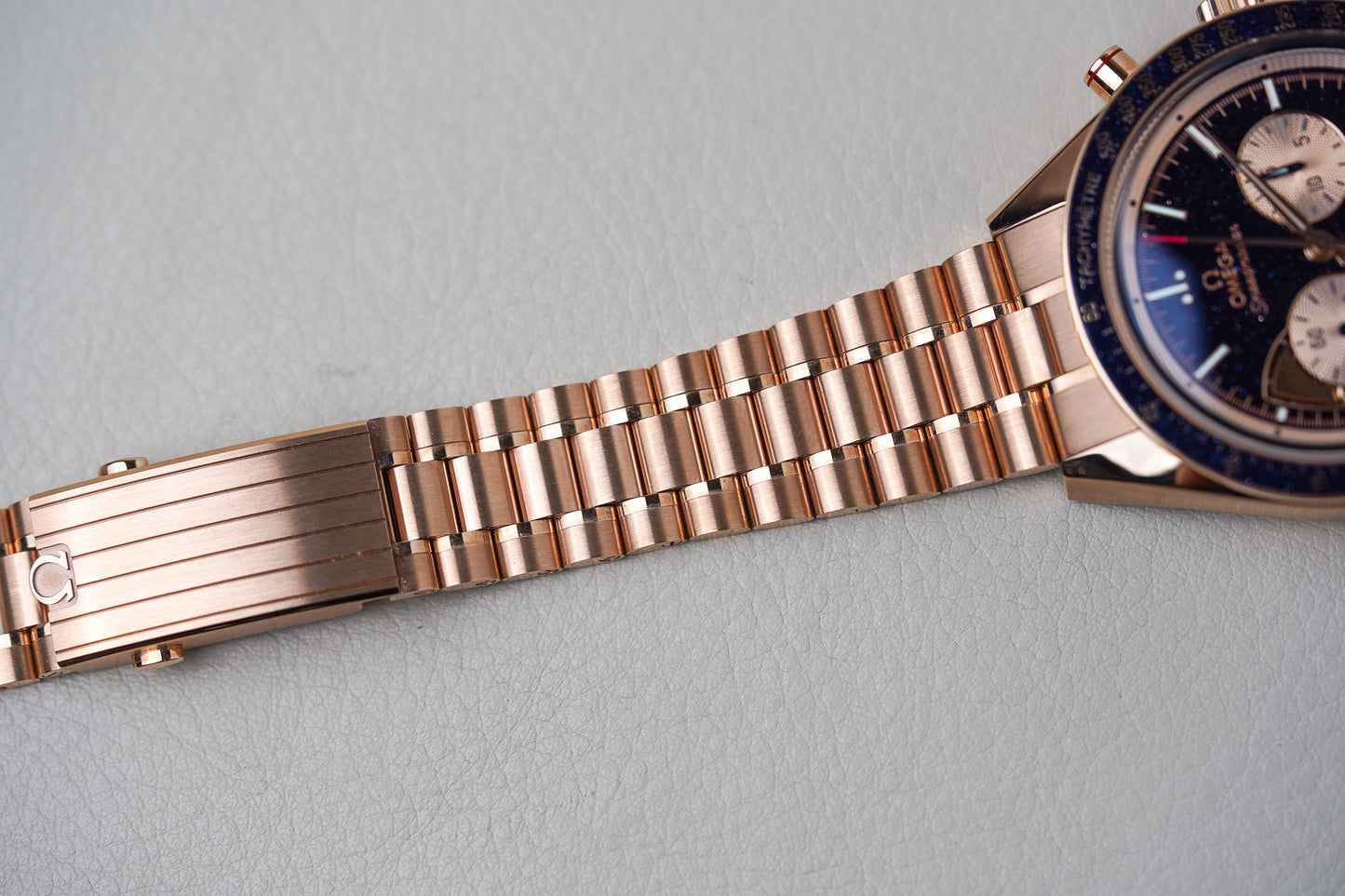 Omega Speedmaster Chrono Chime 18K Sedna Gold 522.50.45.52.03.001