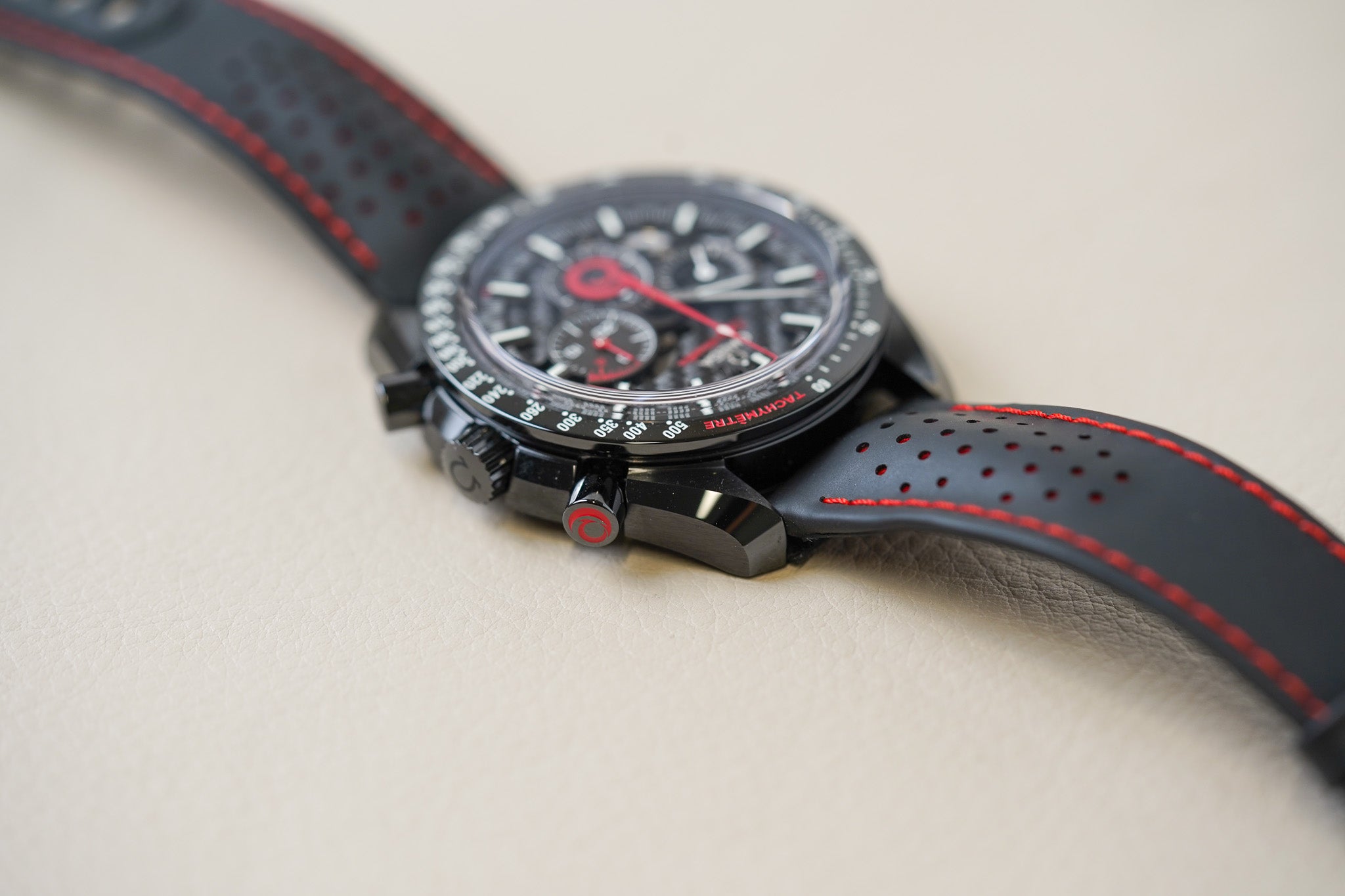 Omega Speedmaster Dark Side Of The Moon 'Team Alinghi' 311.92.44.30.01.002