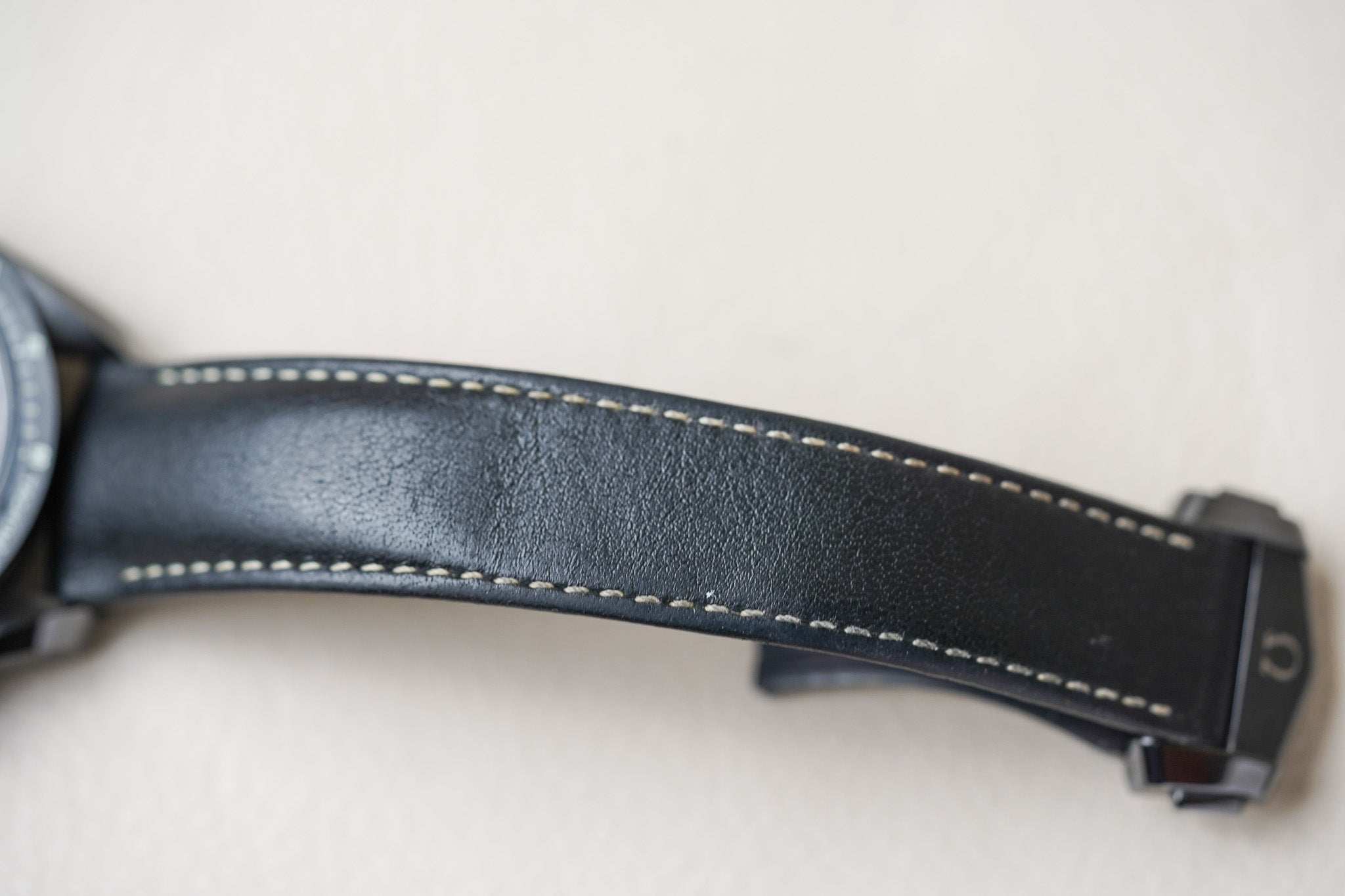 Omega Speedmaster Dark Side of The Moon 'Pitch Black' 311.92.44.51.01.004
