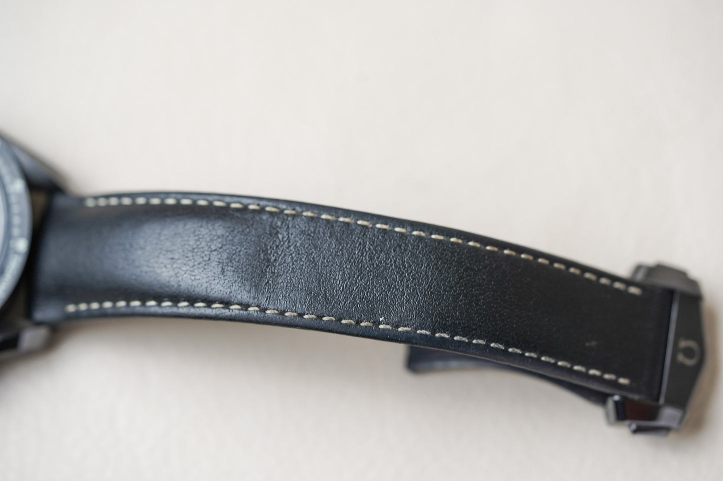 Omega Speedmaster Dark Side of The Moon 'Pitch Black' 311.92.44.51.01.004