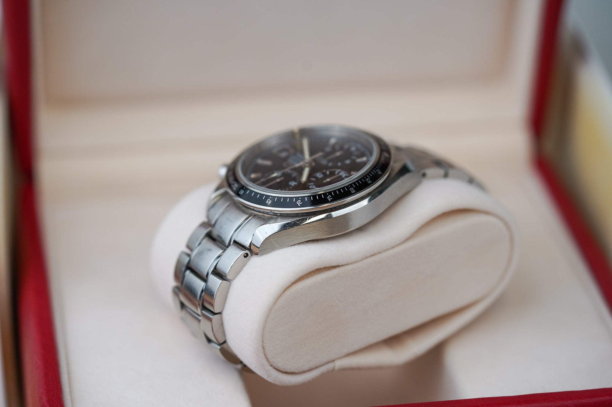 Omega Speedmaster Date 40mm 3210.50 Black Dial