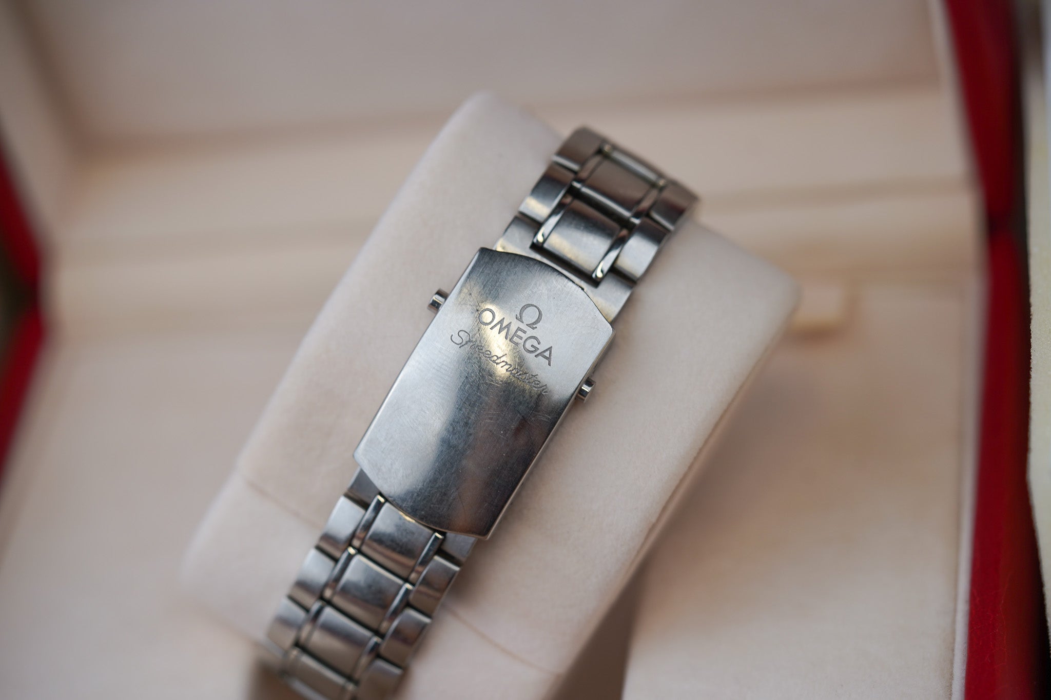 Omega Speedmaster Date 40mm 3210.50 Black Dial