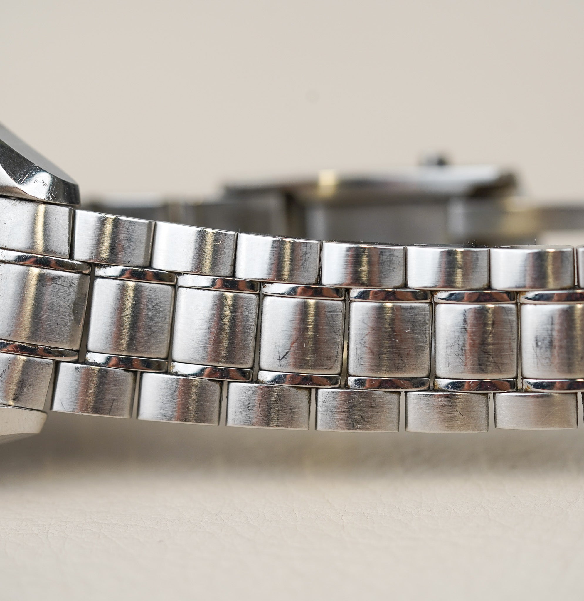 Omega Speedmaster Date 40mm 3210.50 Black Dial