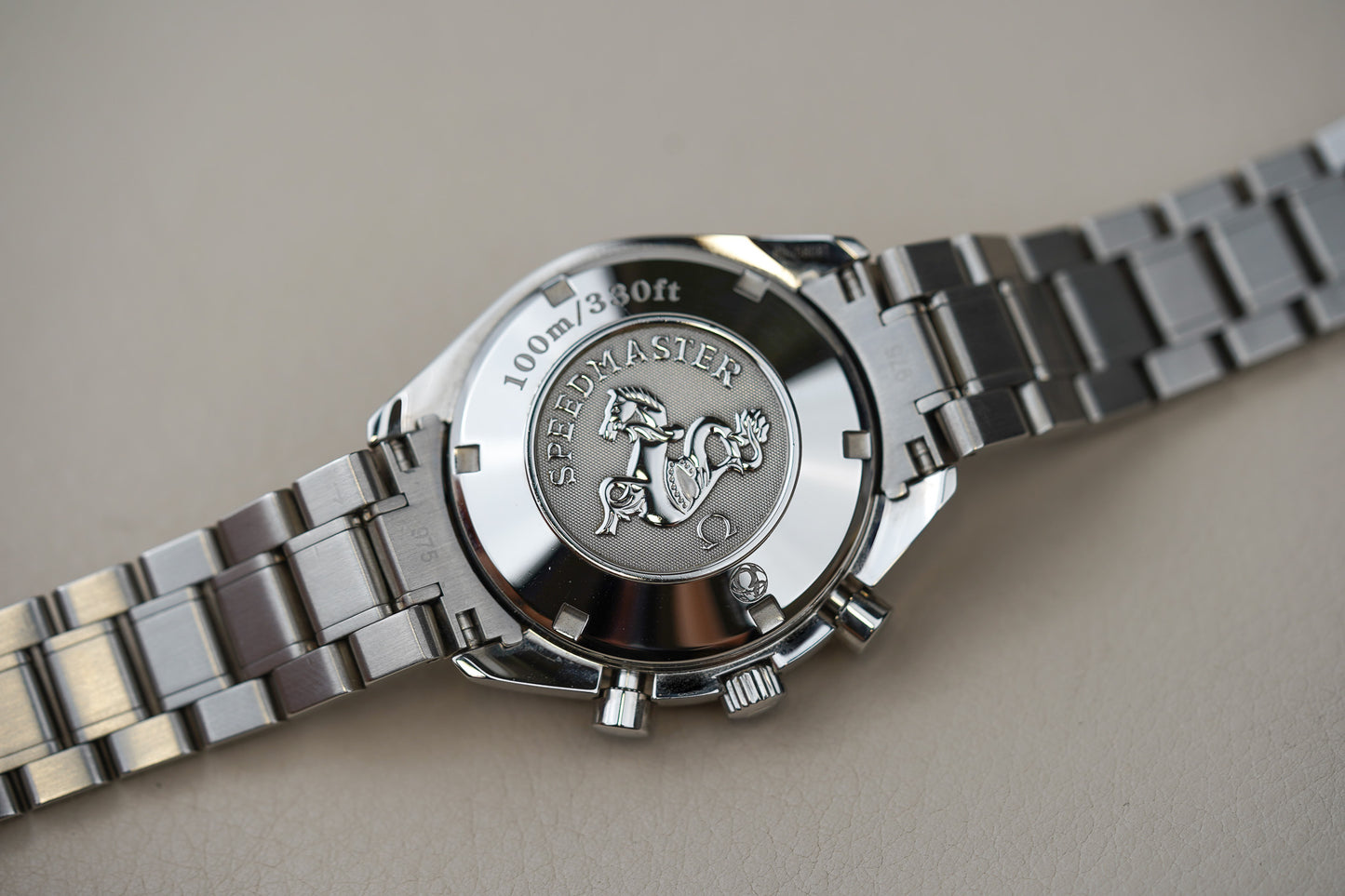 Omega Speedmaster Date 40mm 3210.50