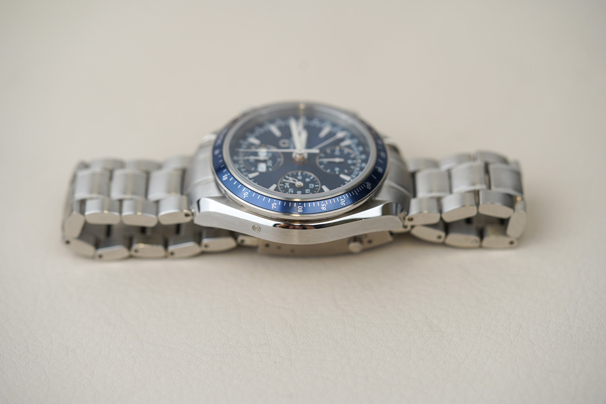 Omega Speedmaster Day-Date Reduced Blue 3222.80