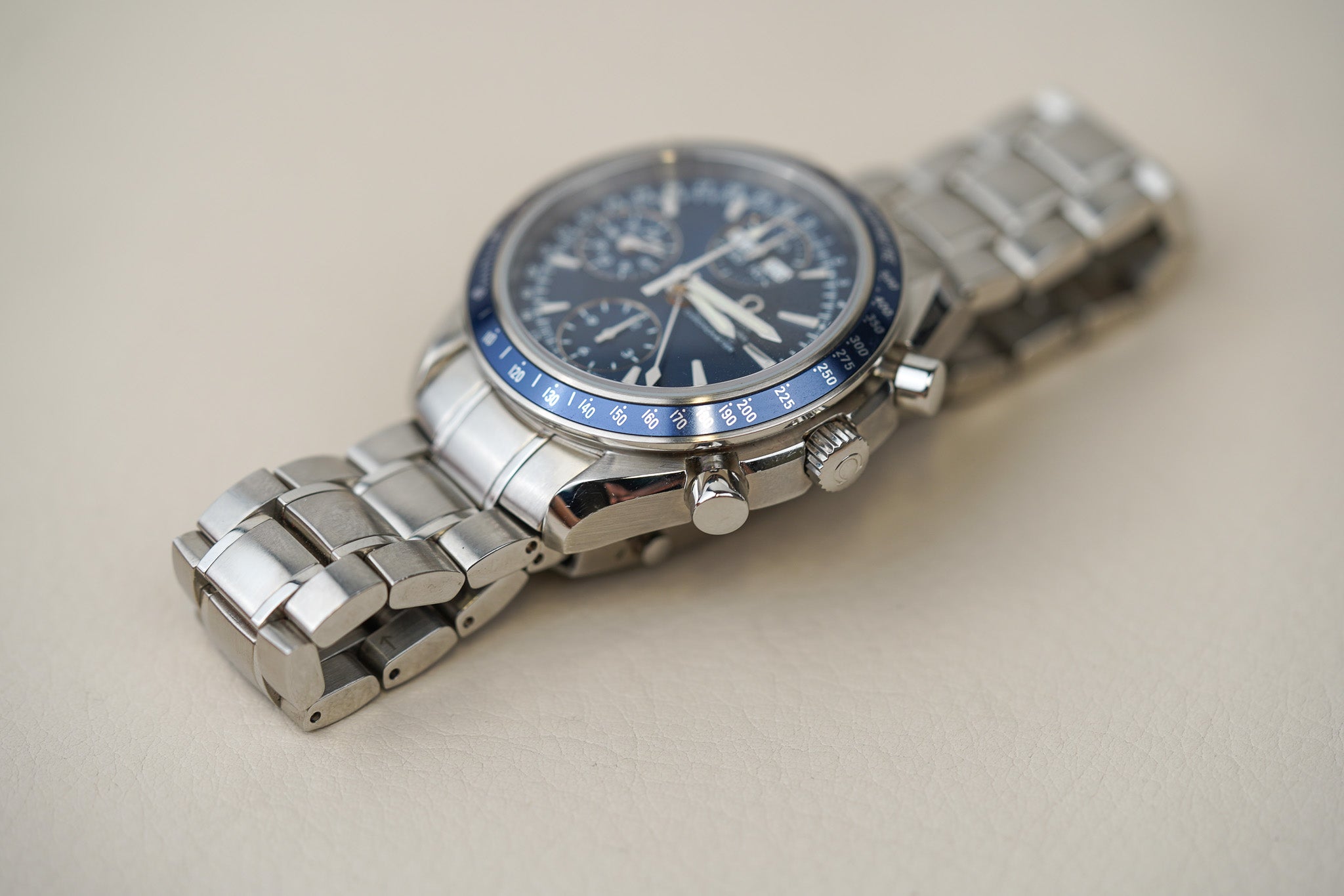 Omega Speedmaster Day-Date Reduced Blue 3222.80