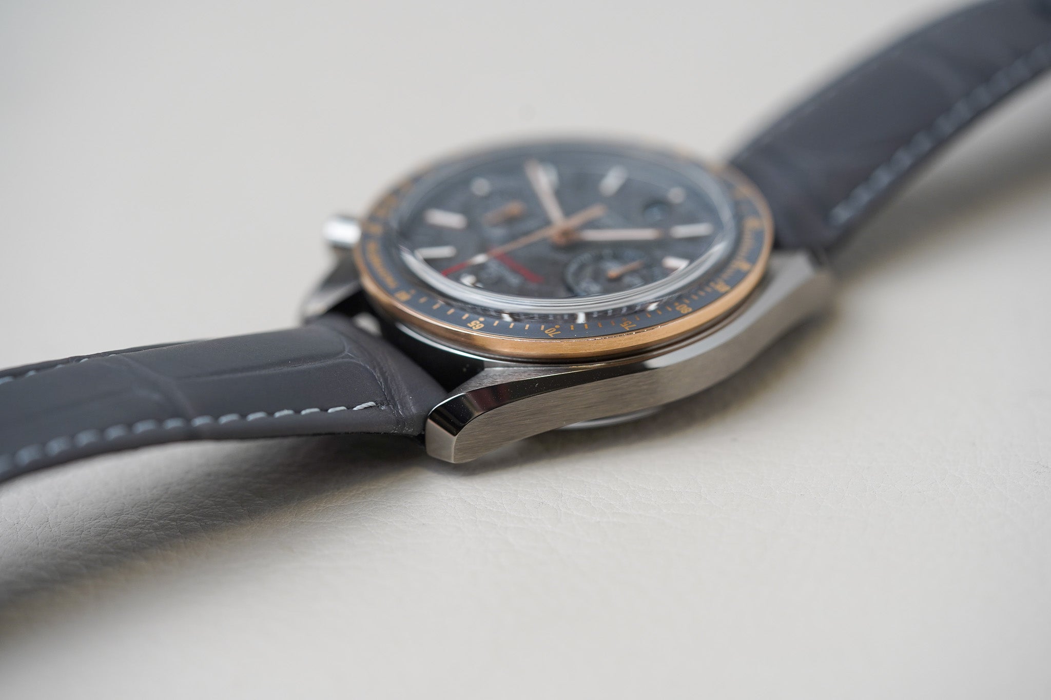 Omega Speedmaster Gray Side of the Moon Meteorite Dial 311.63.44.51.99.001