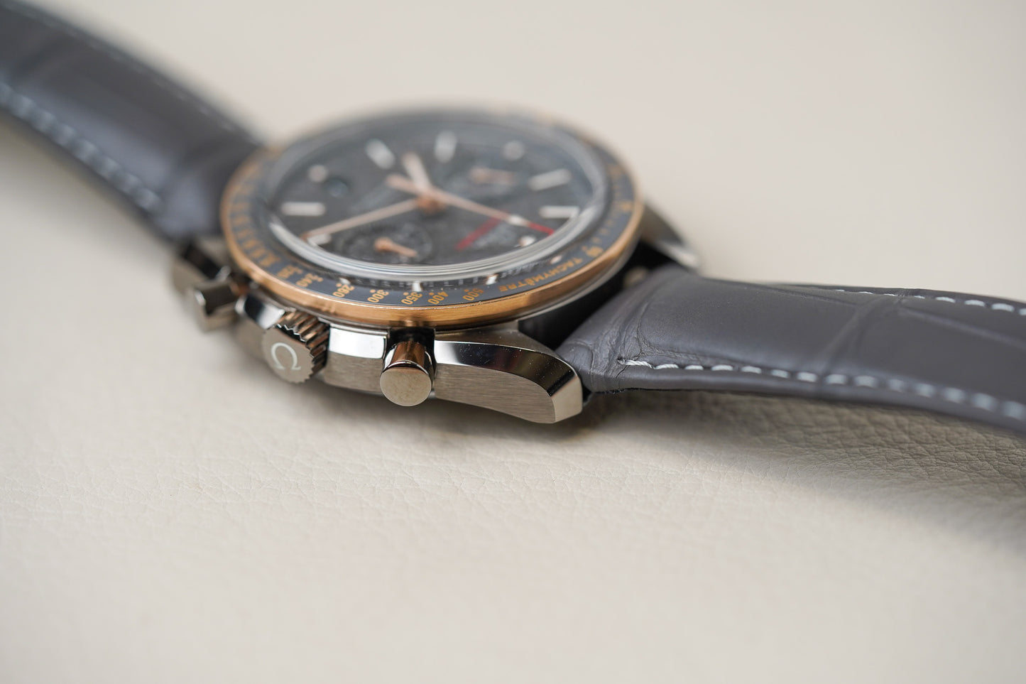Omega Speedmaster Gray Side of the Moon Meteorite Dial 311.63.44.51.99.001