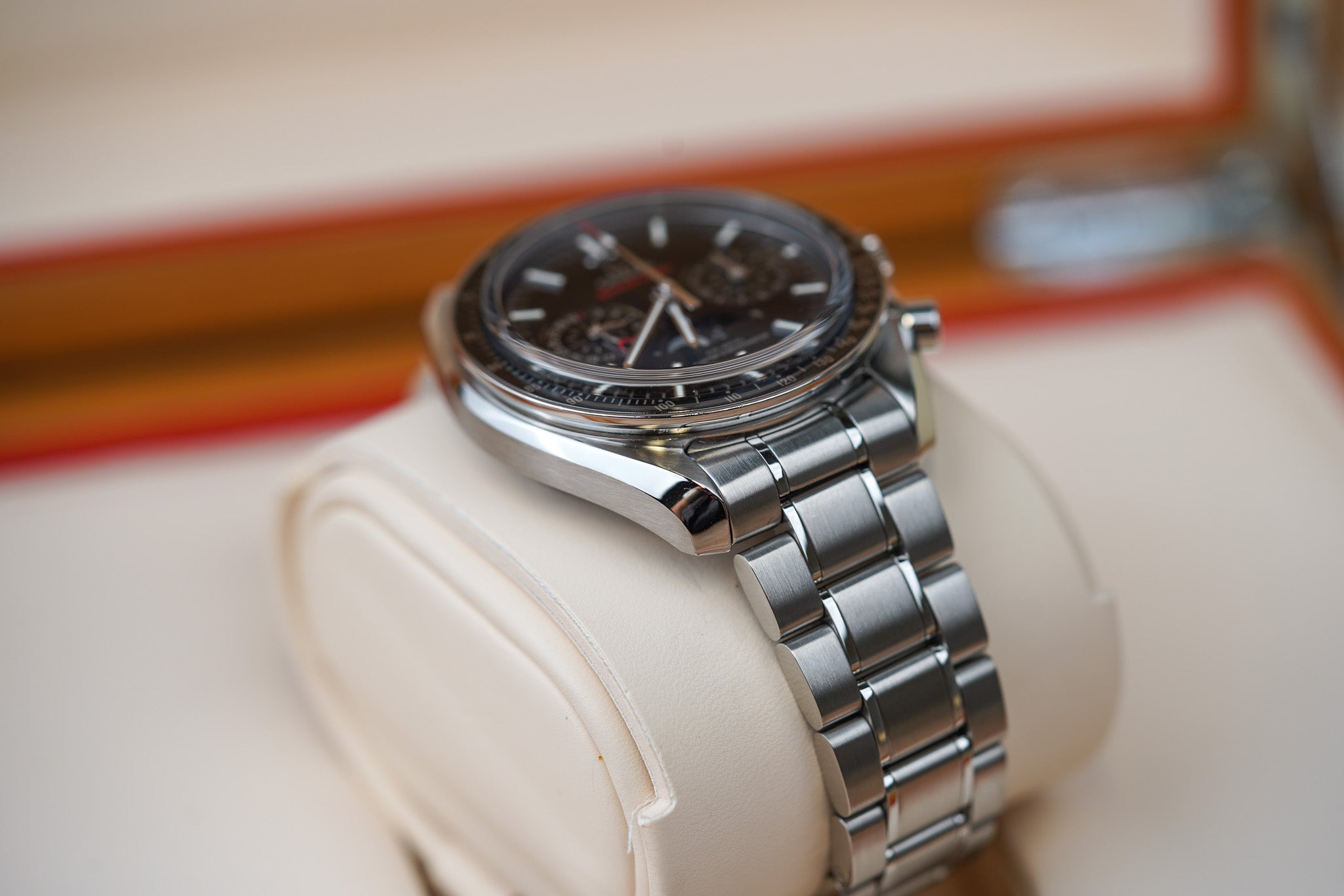 Omega Speedmaster Moonphase 44mm 304.30.44.52.01.001