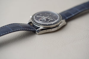 Omega Speedmaster Moonphase Aventurine 311.33.44.32.01.001