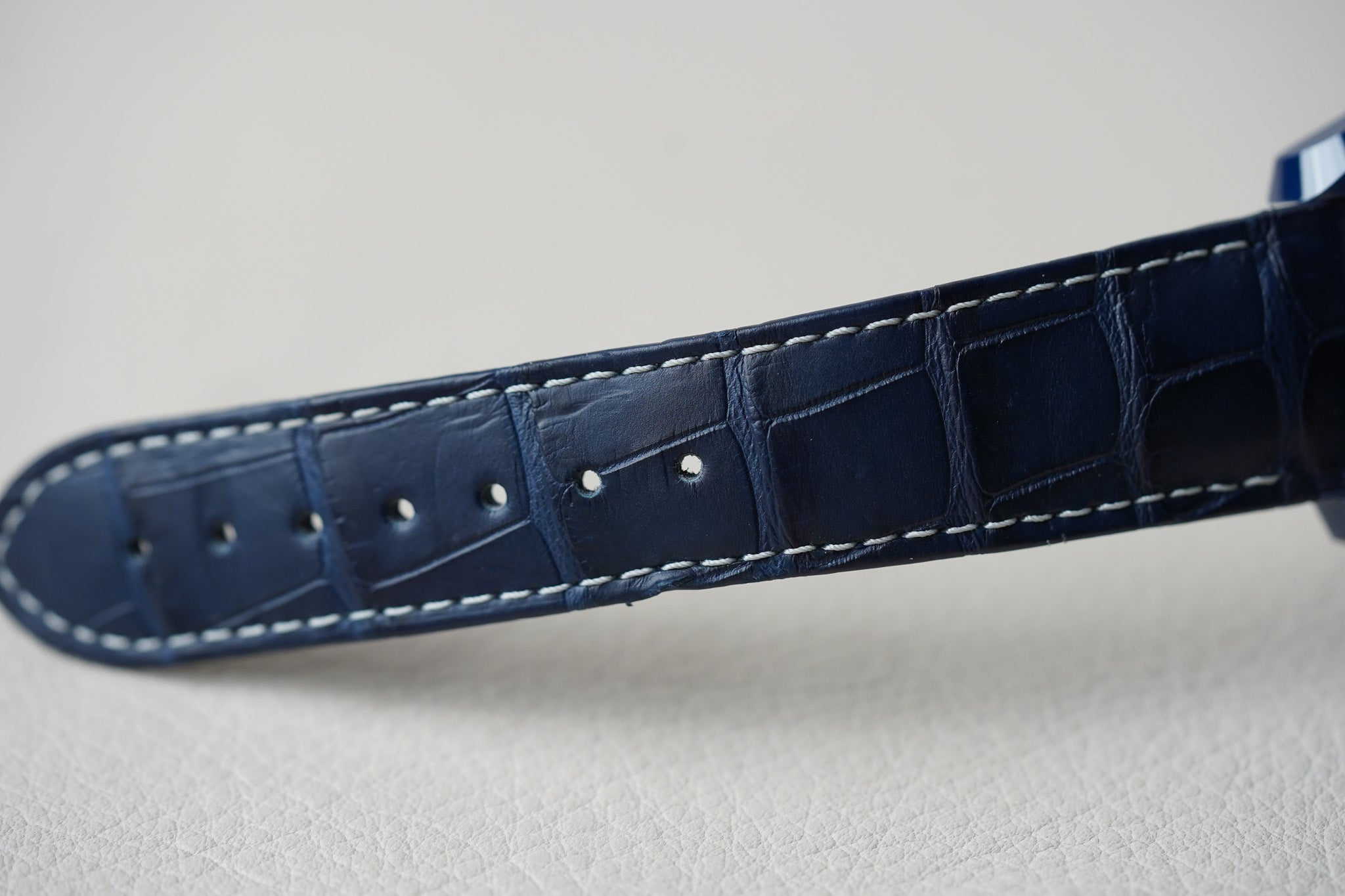 Omega Speedmaster Moonphase Blue Ceramic Aventurine 304.93.44.52.03.002