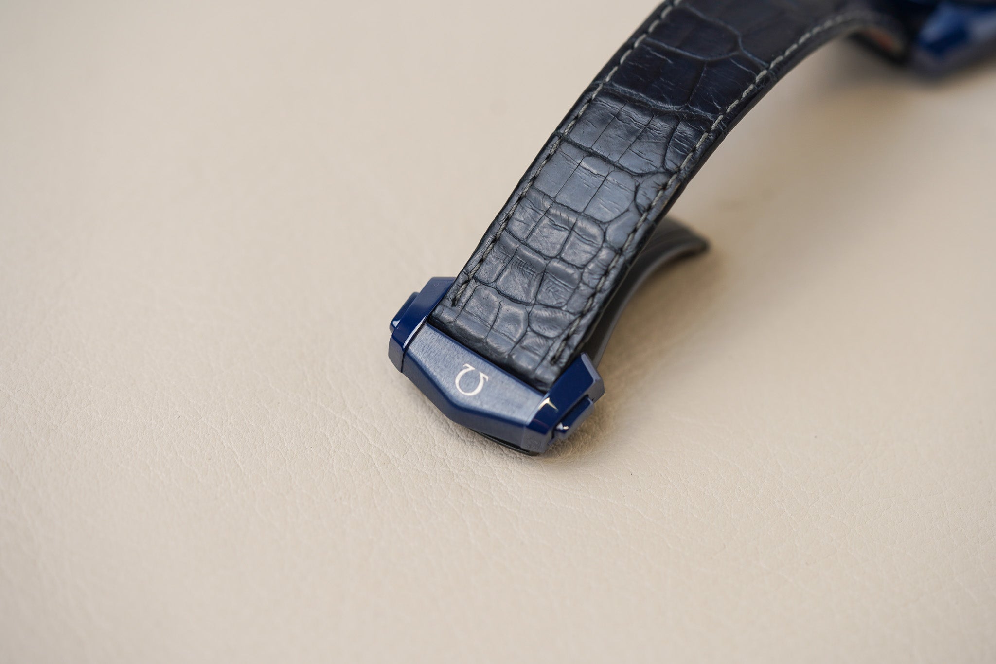 Omega Speedmaster Moonphase 
