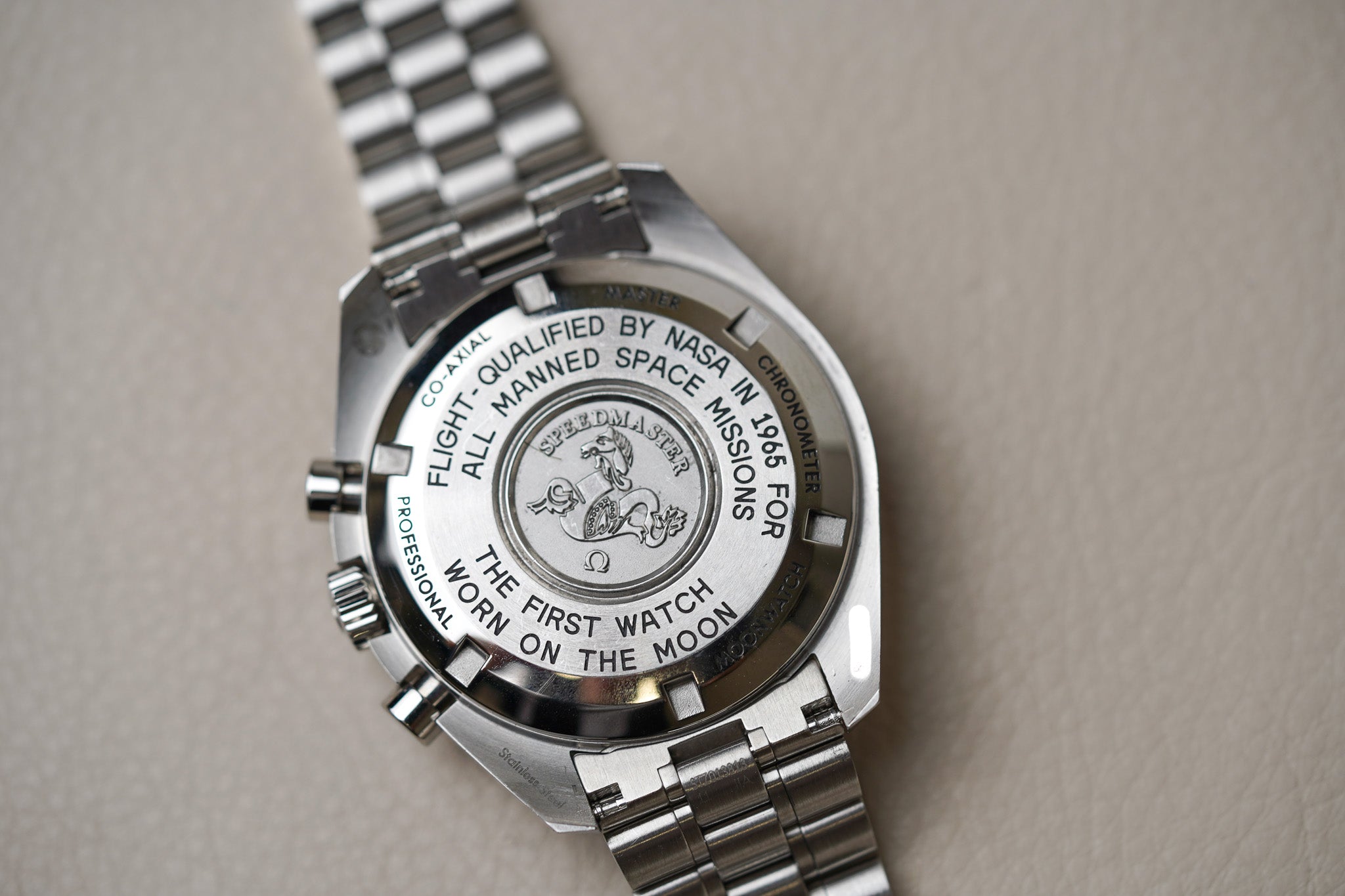 Omega Speedmaster Moonwatch 310.30.42.50.01.001 Hesalite