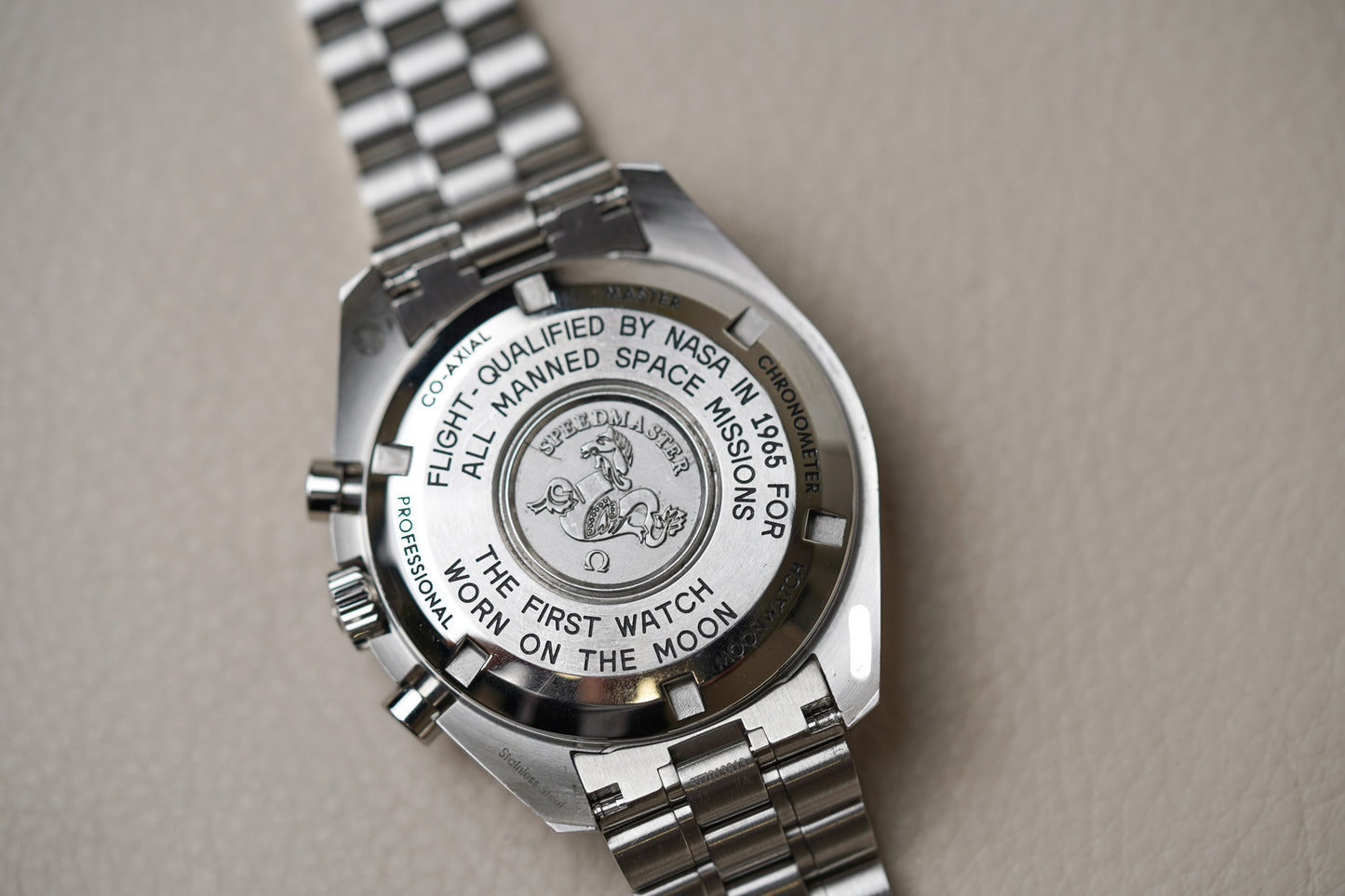 Omega Speedmaster Moonwatch 310.30.42.50.01.001 Hesalite