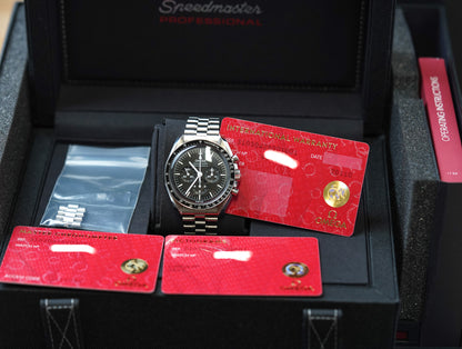 Omega Speedmaster Moonwatch 310.30.42.50.01.001 Hesalite
