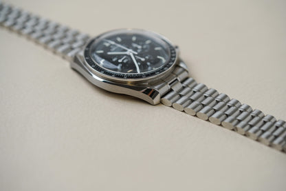 Omega Speedmaster Moonwatch 310.30.42.50.01.001 Hesalite