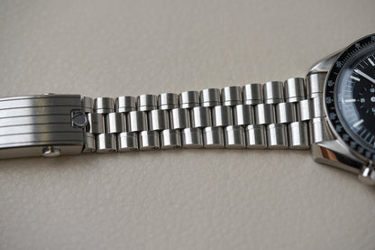 Omega Speedmaster Moonwatch 310.30.42.50.01.001 Hesalite