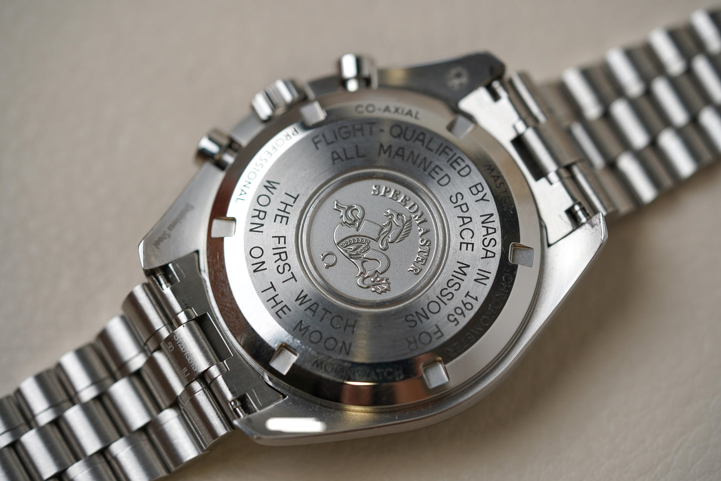 Omega Speedmaster Moonwatch 310.30.42.50.01.001 Hesalite