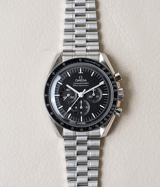 Omega Speedmaster Moonwatch 310.30.42.50.01.001 Hesalite