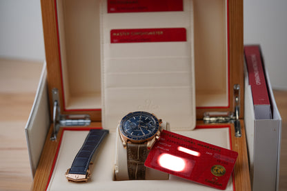 Omega Speedmaster Racing Sedna Gold 329.53.44.51.03.001