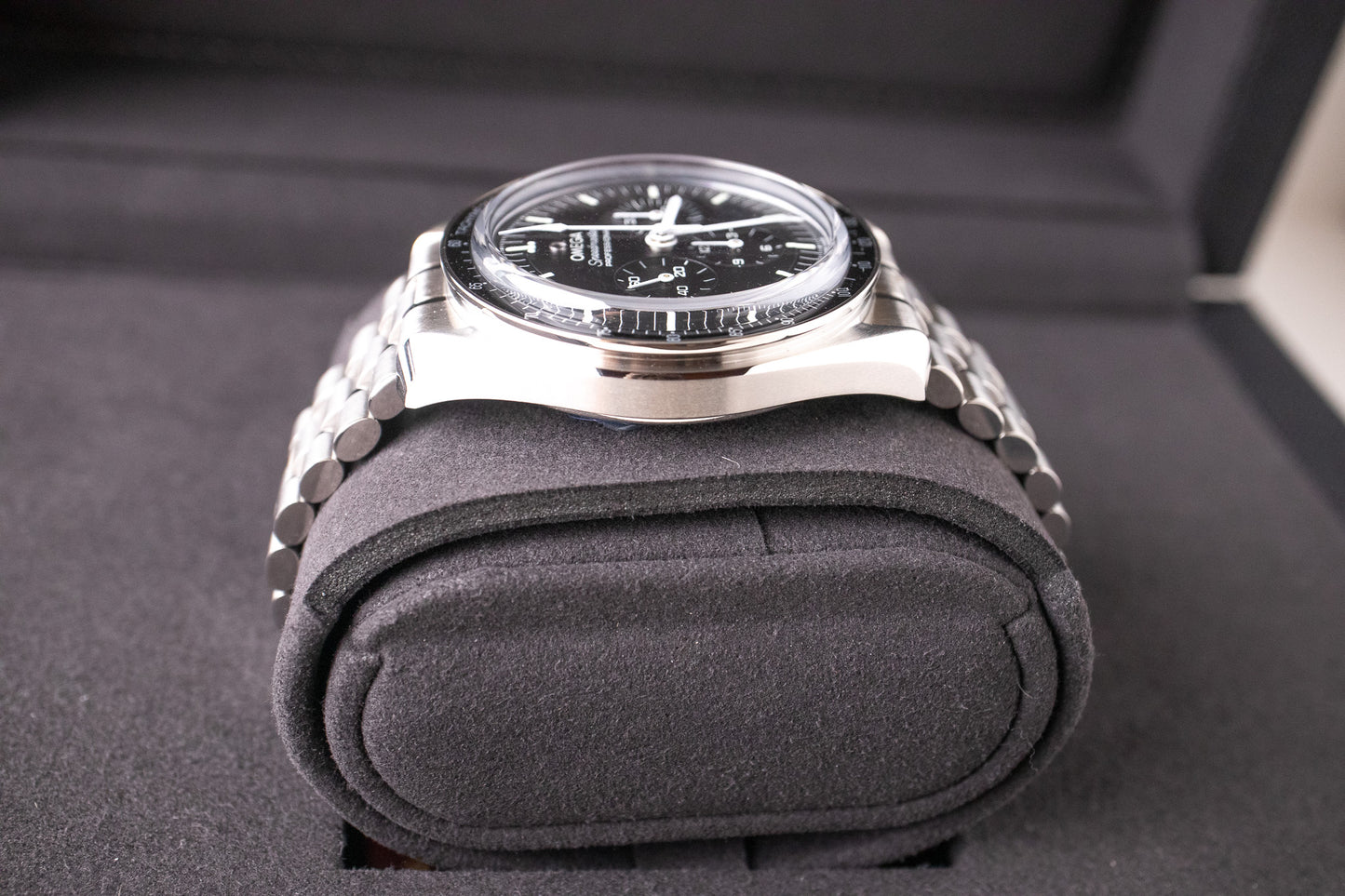 Omega Speedmaster Sapphire 310.30.42.50.01.002