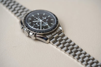 Omega Speedmaster Sapphire Sandwich 310.30.42.50.01.002 Moonwatch