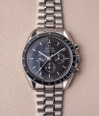 Omega Speedmaster Sapphire Sandwich 310.30.42.50.01.002