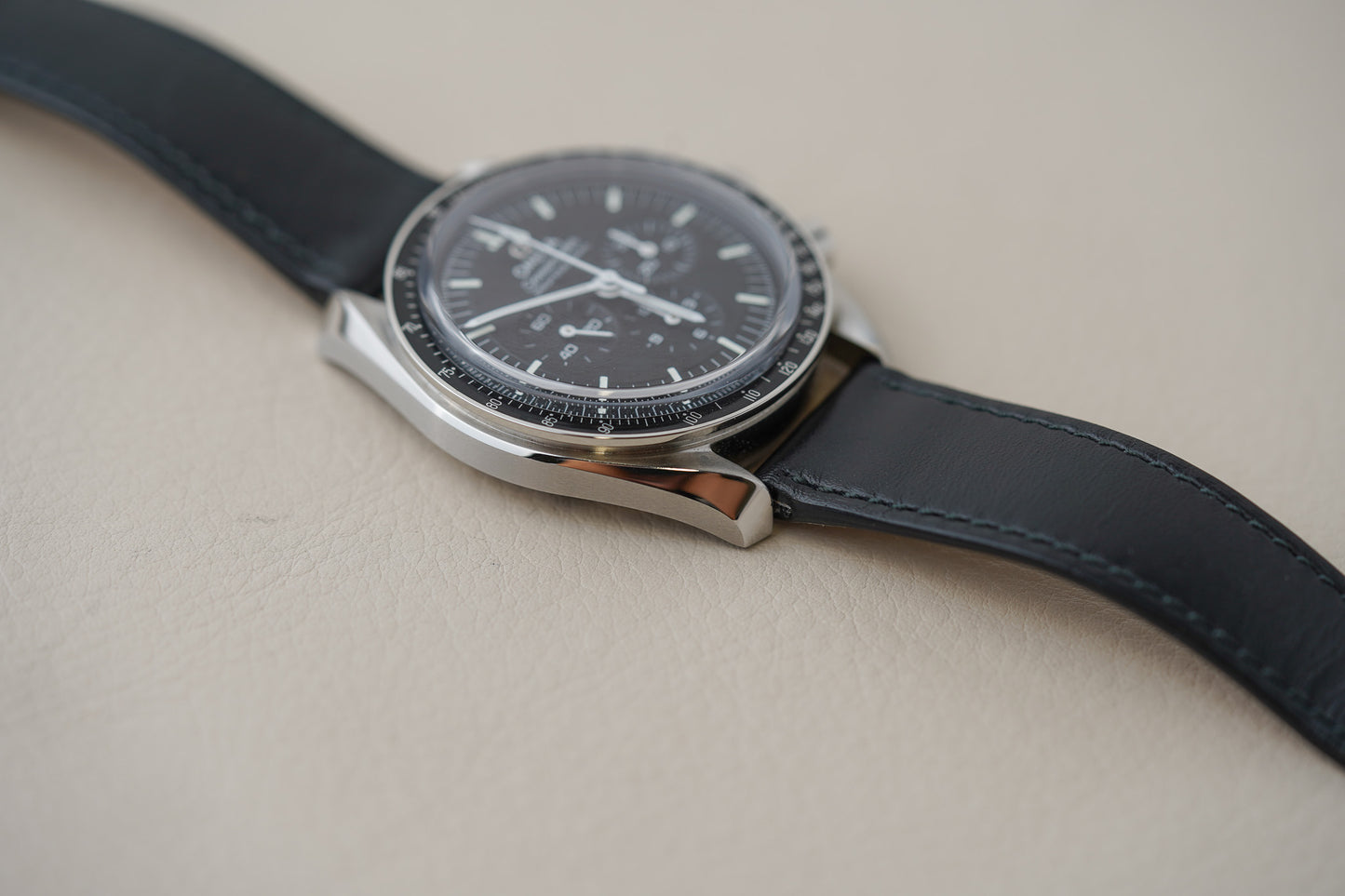 Omega Speedmaster Sapphire Sandwich 310.32.42.50.01.002