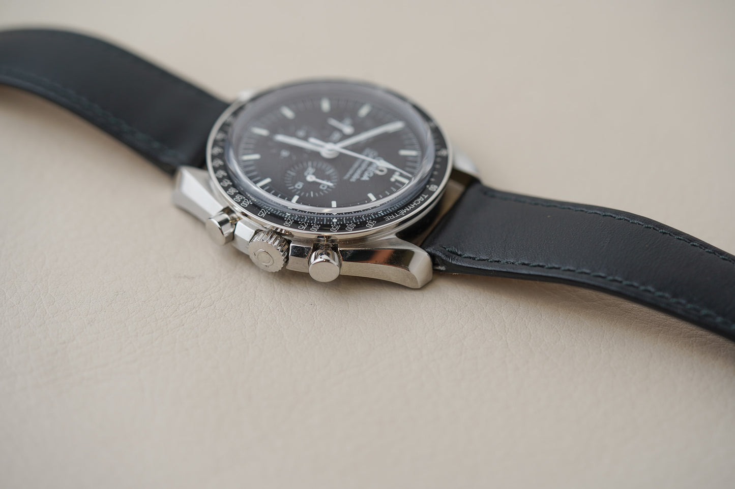 Omega Speedmaster Sapphire Sandwich 310.32.42.50.01.002