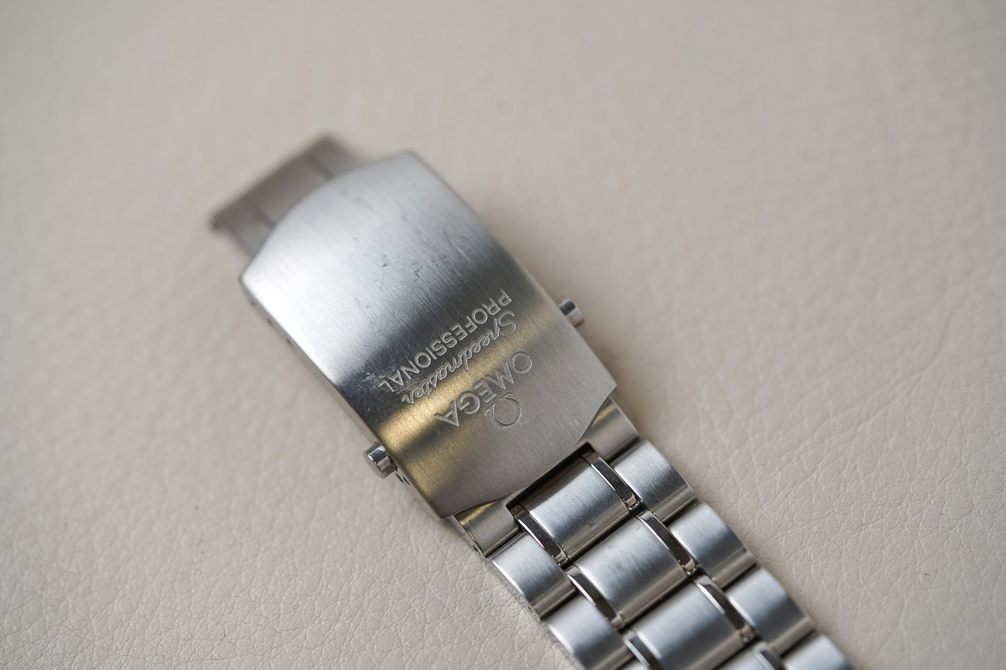 Omega Speedmaster Broad Arrow Silver Dial 'Moonphase' 3575.30