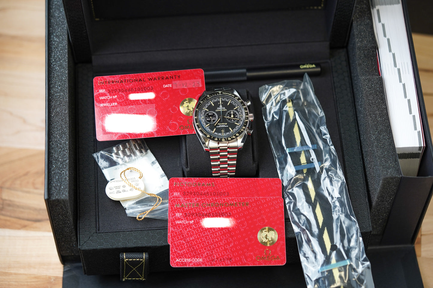 Omega Speedmaster Super Racing 329.30.44.51.01.003