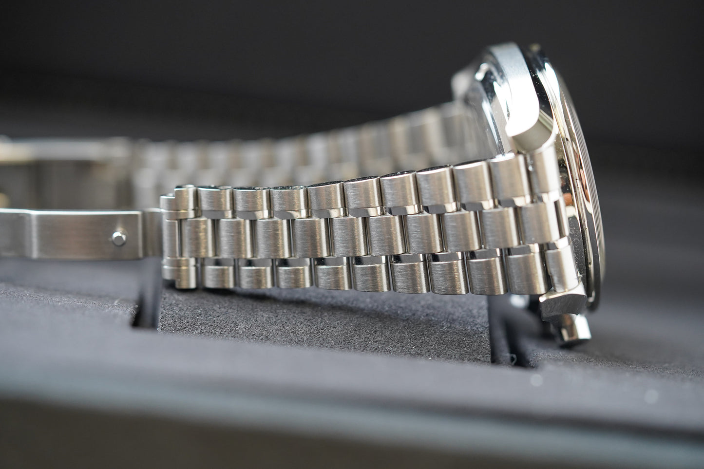 Omega Speedmaster Super Racing 329.30.44.51.01.003