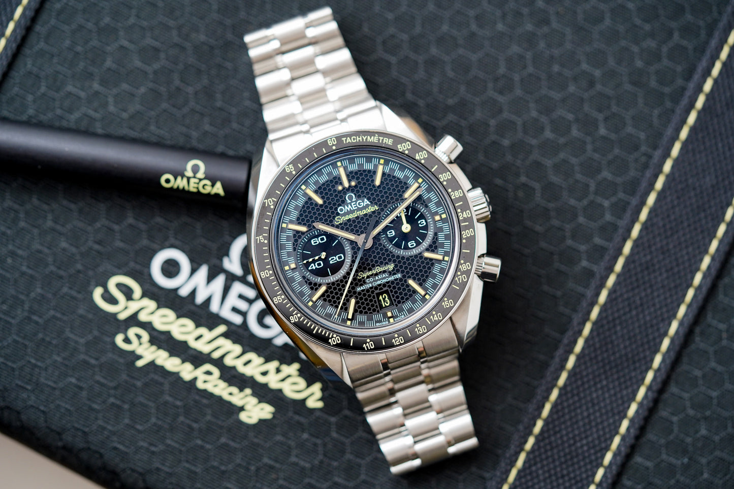 Omega Speedmaster Super Racing 329.30.44.51.01.003