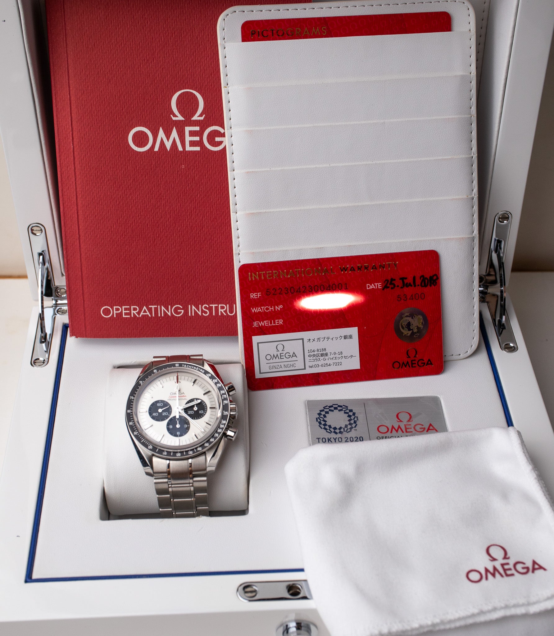 Omega Speedmaster Tokyo 2020 Panda 522.30.42.30.04.001 – Belmont