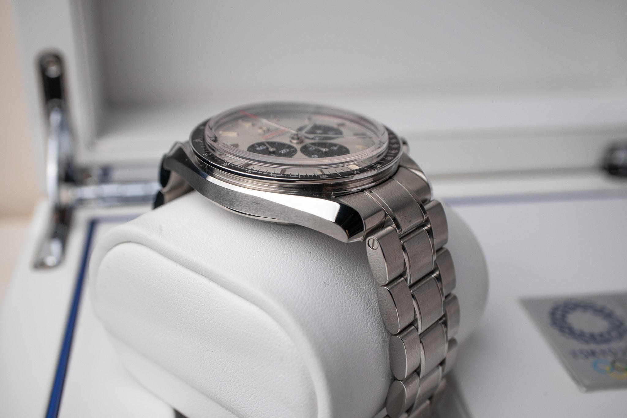 Omega Speedmaster Tokyo 2020 Panda 522.30.42.30.04.001 – Belmont