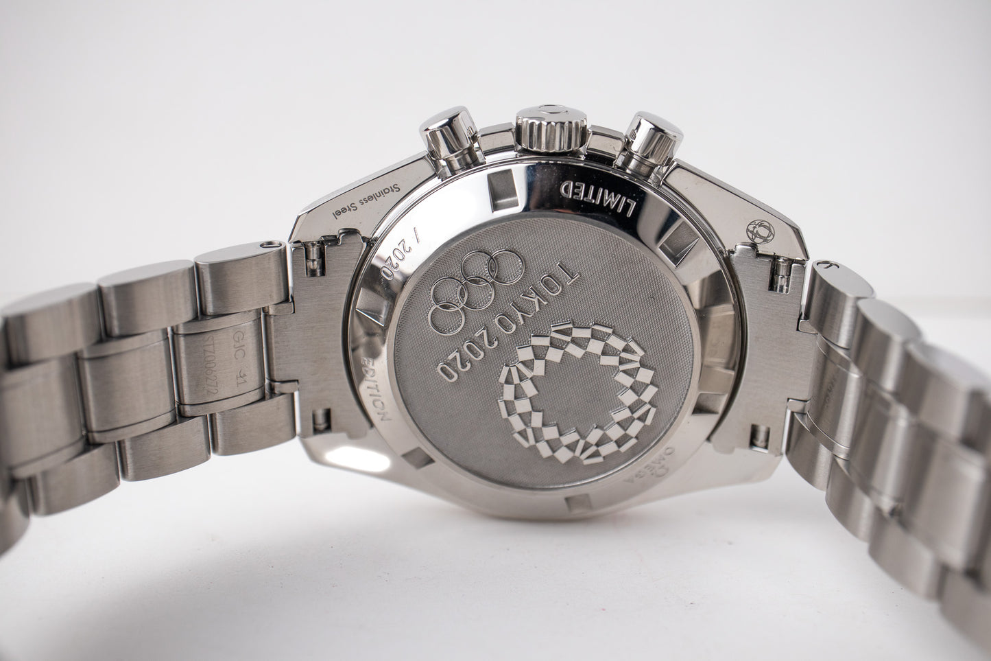 Omega Speedmaster Tokyo 2020 “Rising Sun” 522.30.42.30.06.001