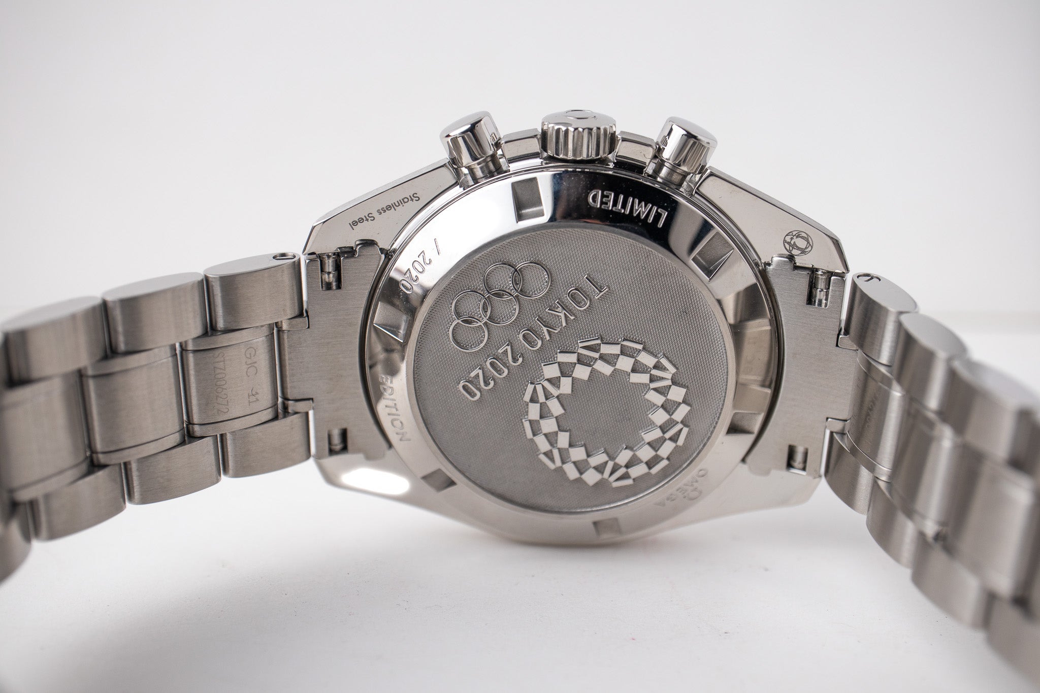 Omega Speedmaster Tokyo 2020 “Rising Sun” 522.30.42.30.06.001