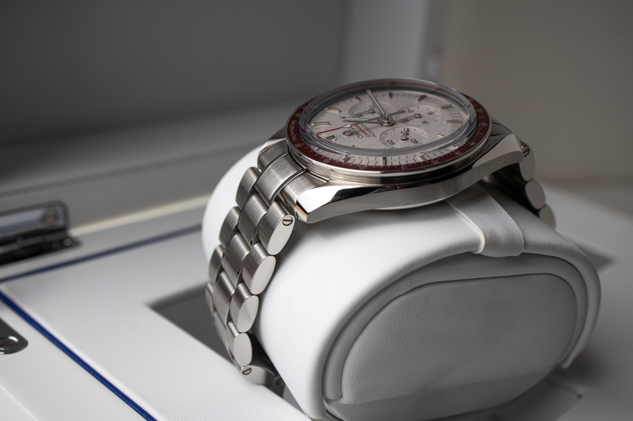 Omega Speedmaster Tokyo 2020 “Rising Sun” 522.30.42.30.06.001