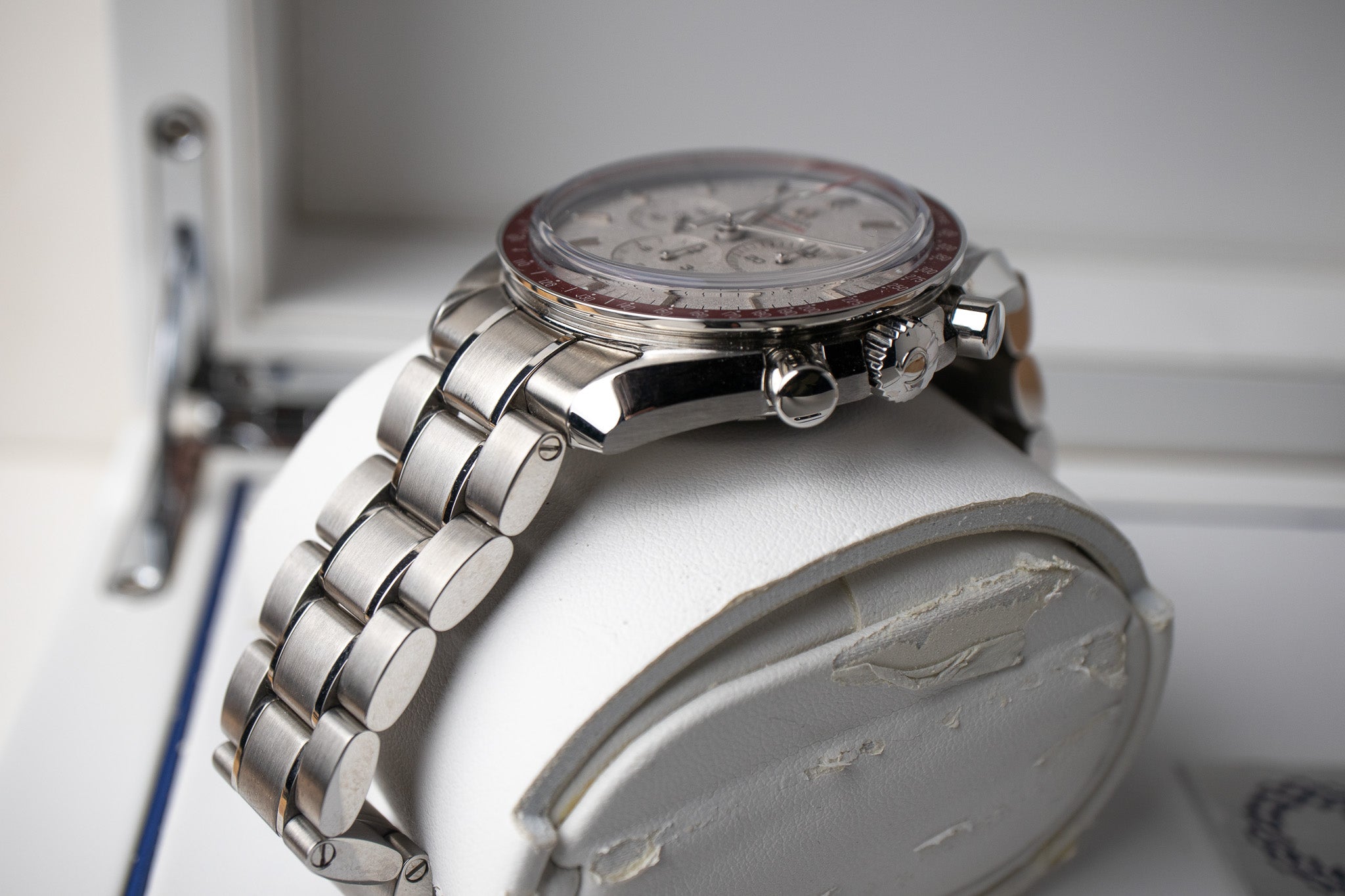 Omega Speedmaster Tokyo 2020 “Rising Sun” 522.30.42.30.06.001