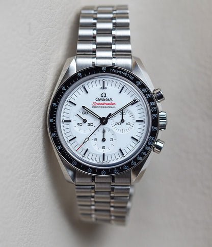 Omega Speedmaster White 310.30.42.50.04.001