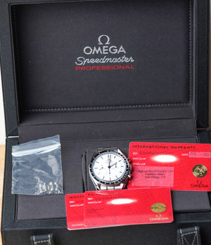 Omega Speedmaster White 310.30.42.50.04.001